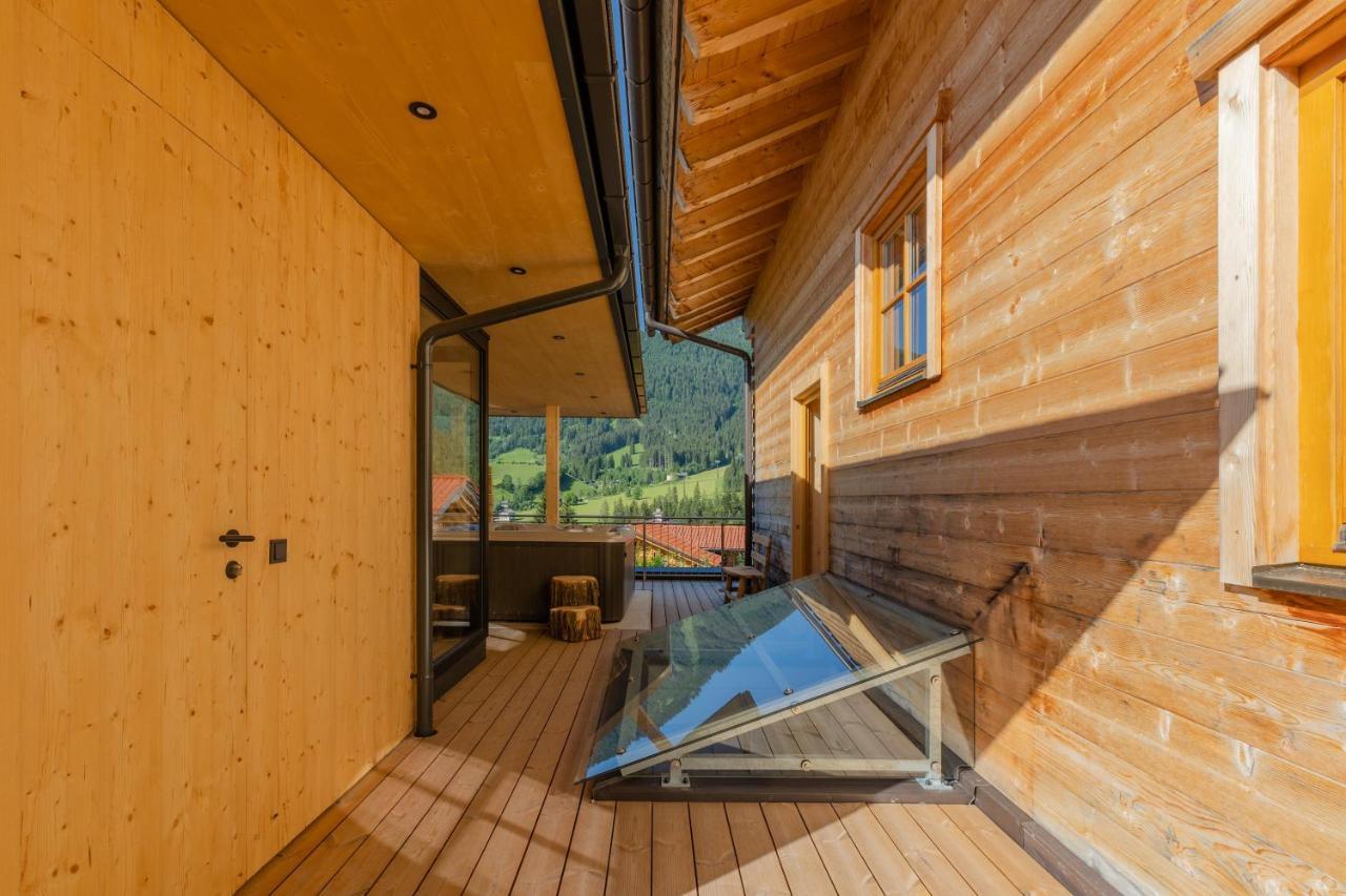 אנברג אים לאמרטל Berg Chalet מראה חיצוני תמונה