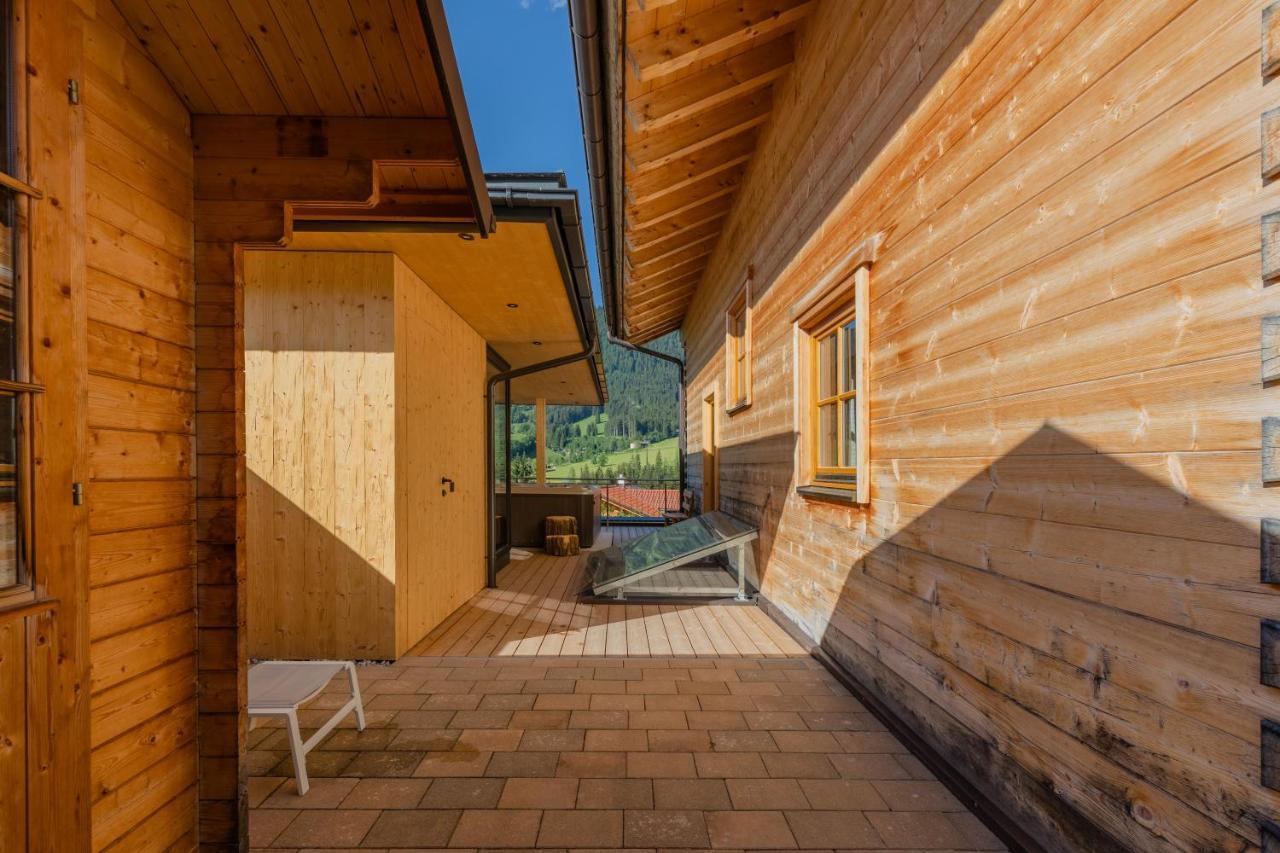 אנברג אים לאמרטל Berg Chalet מראה חיצוני תמונה